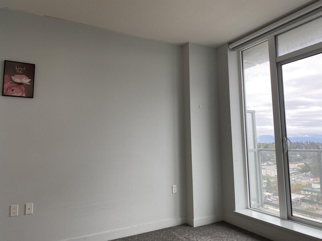 Building Photo - 13495 CENTRAL 2004