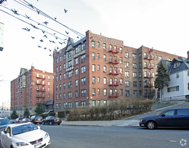 Riverview Gardens Apartments Yonkers, NY