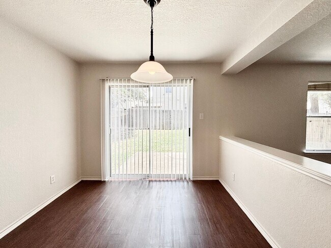 Building Photo - 5530 Spring Day