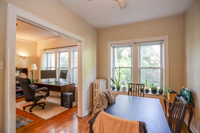 Photo - 613 W Arlington Pl Apartment