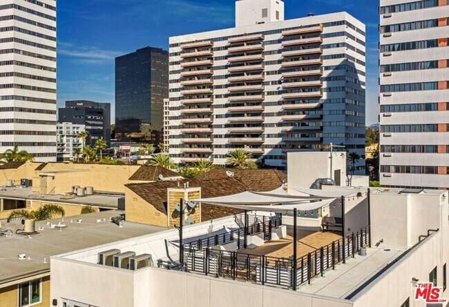 Foto del edificio - 1261 Stoner Ave