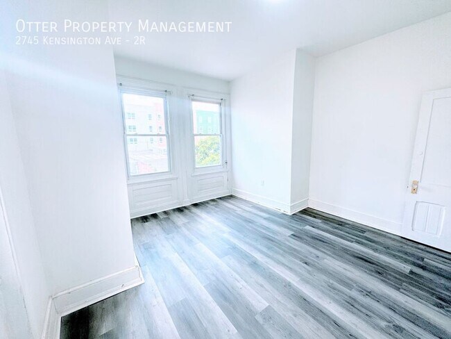 Foto del edificio - 2745 Kensington Ave
