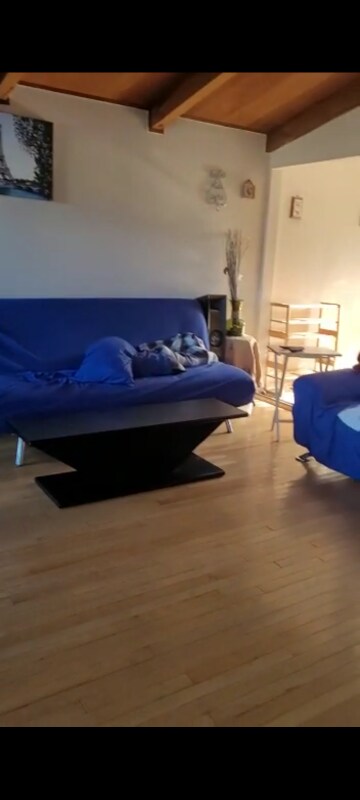 Foto del edificio - 215 Dennis Dr