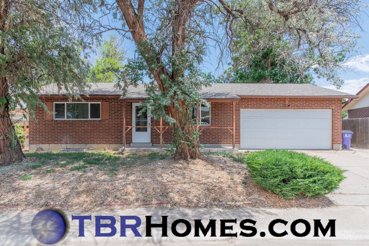 Photo - 14435 Olmsted Drive