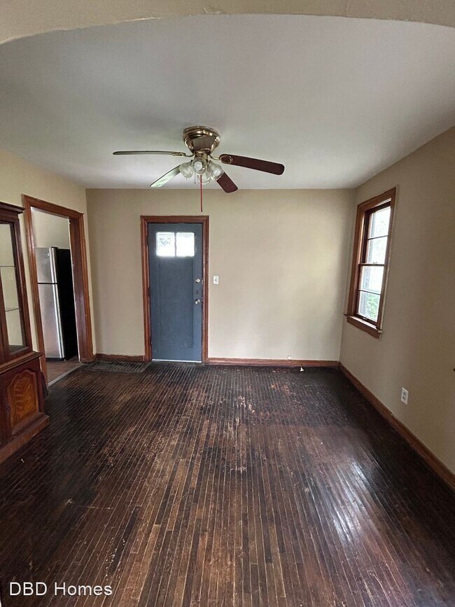 Building Photo - 3 br, 1 bath House - 3730 S Harrison St