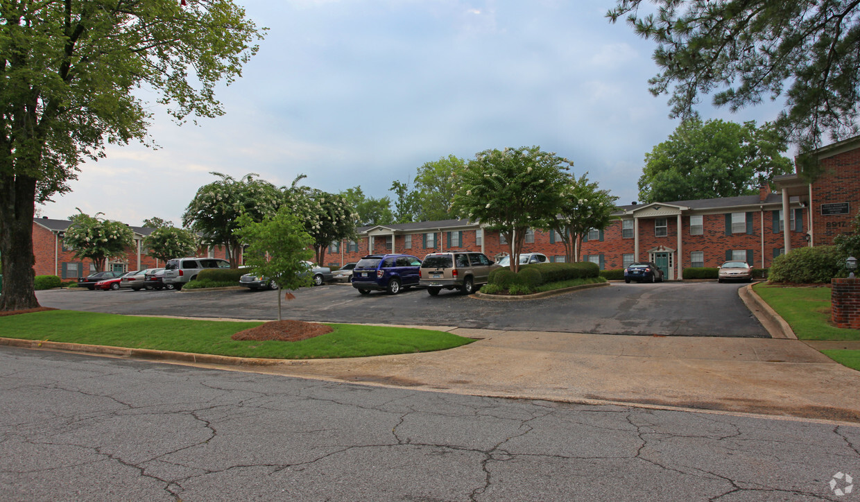 Primary Photo - Club View Apartments