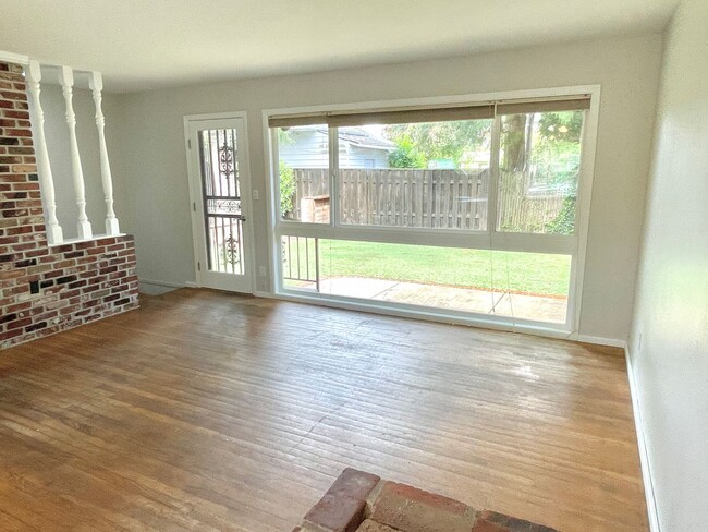 Foto del edificio - Parkrose Heights neighborhood, 3 bedroom, ...