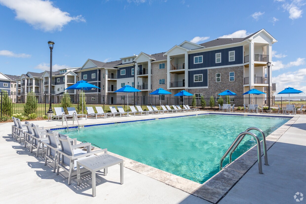 Foto principal - The Summit at Heritage Apartments
