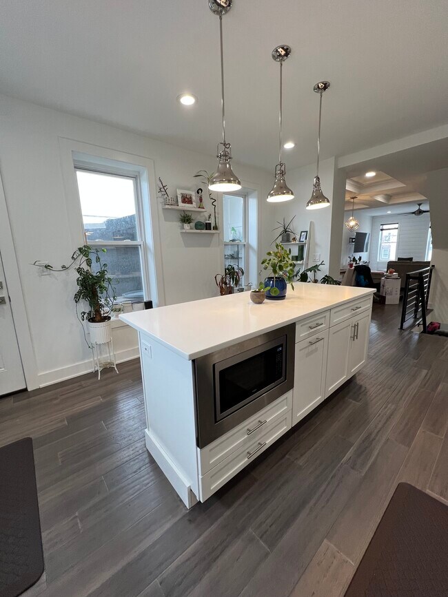 Cocina - 125 Markle St