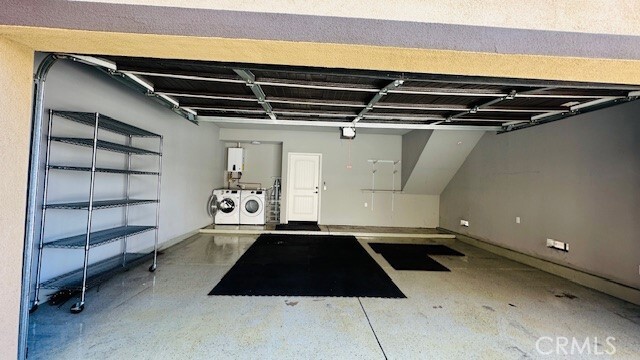 Foto del edificio - 718 N Atlantic Blvd