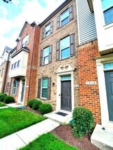 Building Photo - 2921 Glendale Ave