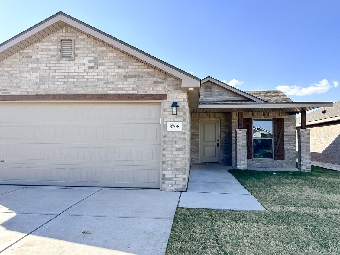 Brand New Home in Upland Crossing! House Rental in Lubbock, TX