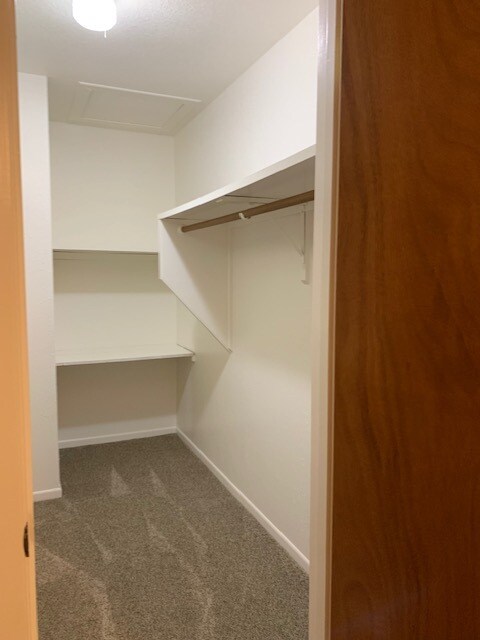 Foto del edificio - 4819 S 6th St