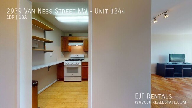 Foto del edificio - Amenities GALOR! All Energy Utilities Incl...