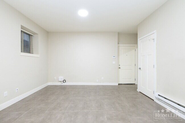 Building Photo - 2 Bed, 1 Bath Basement Suite for Rent in Langley!