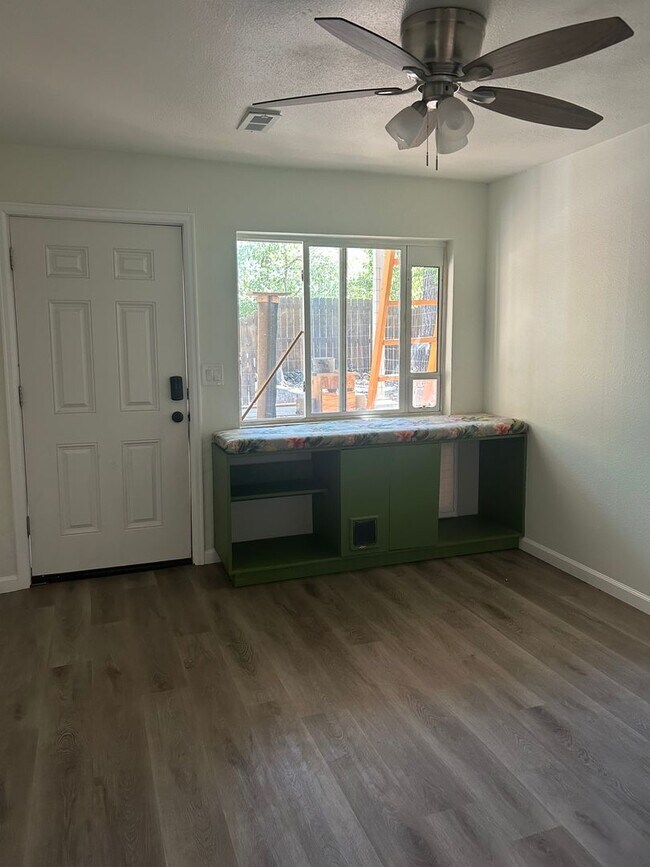 Foto del edificio - Downtown 2 bedroom, 1 bath