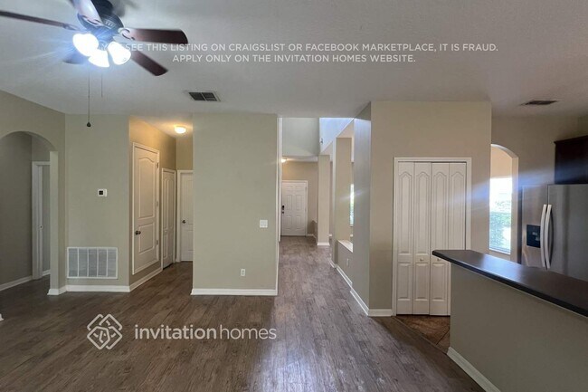 Foto del edificio - 16526 Deer Chase Loop