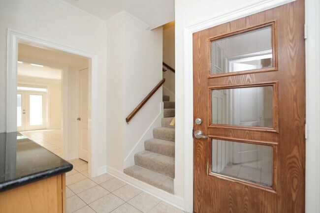 Foto del edificio - 7499 Brompton St