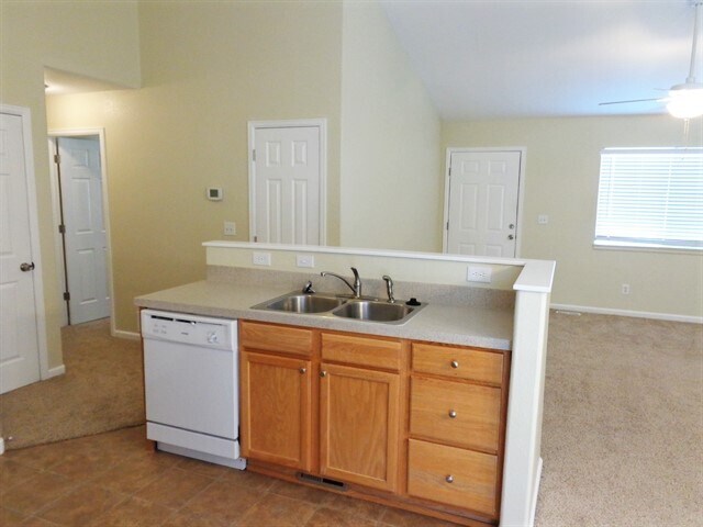 Foto del edificio - 2500 Park View Dr