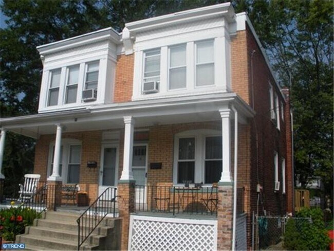 Foto del edificio - 19 Wynnewood Avenue