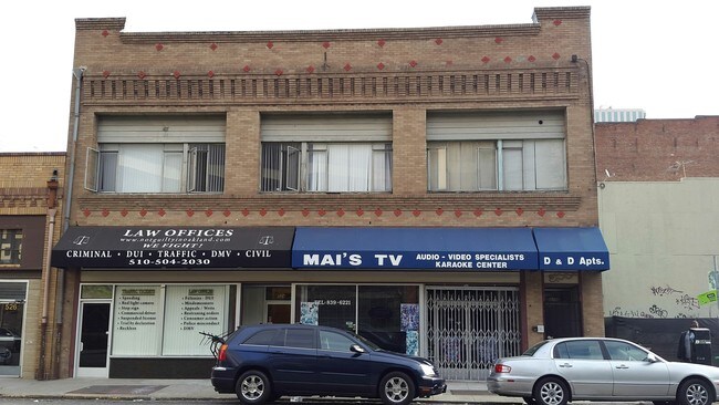 Building Photo - 518-524 7th St