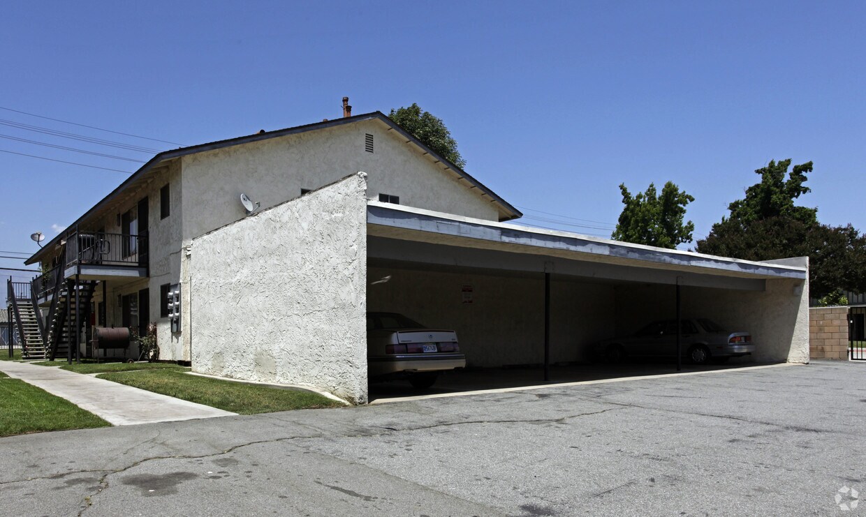 Building Photo - 319 W Francis St