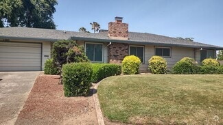 Building Photo - 1285 43rd Ave