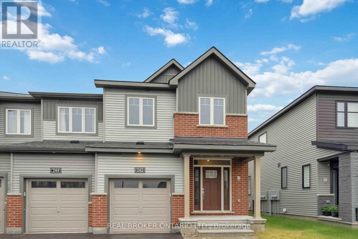 Photo principale - 242 Tullaghan Hts