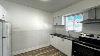 Building Photo - 120 NE 55th St