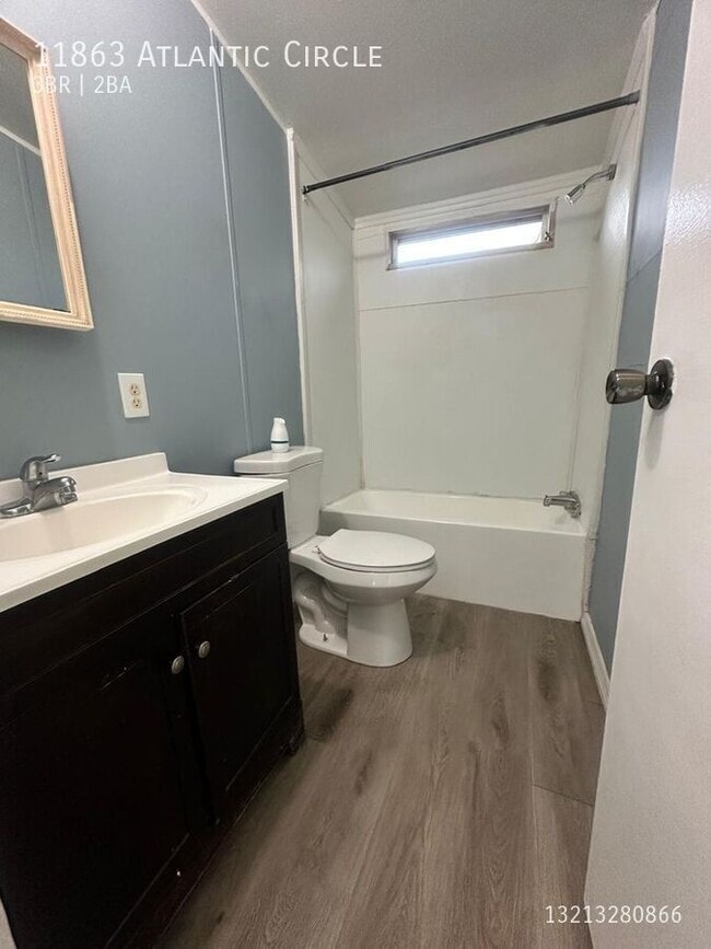 Photo - 11863 Atlantic Cir House