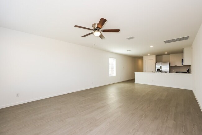 Foto del edificio - 1220 Canyon Wren Dr