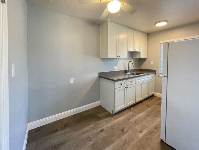 Foto del interior - Sunset Crossings at 3401 Balmoral Drive, S...