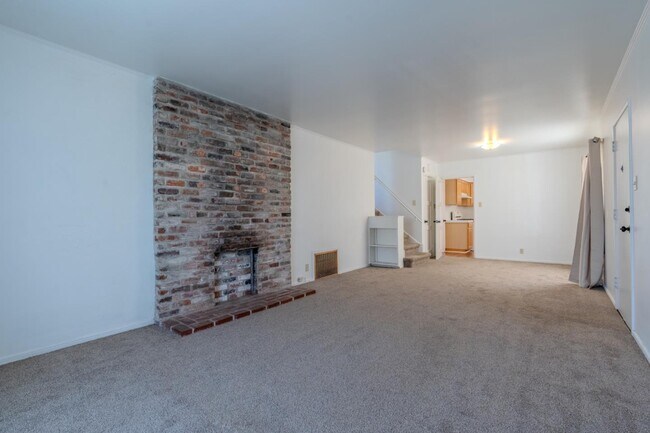 Foto del edificio - 35 Fairlawn Ave