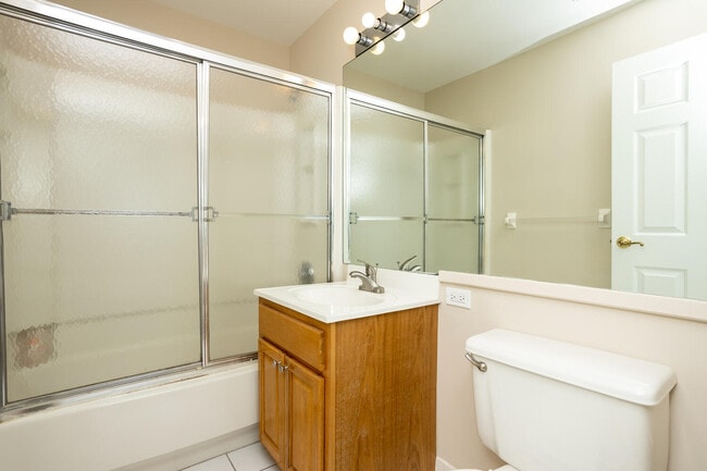 Primary Bath - 300 Broad St