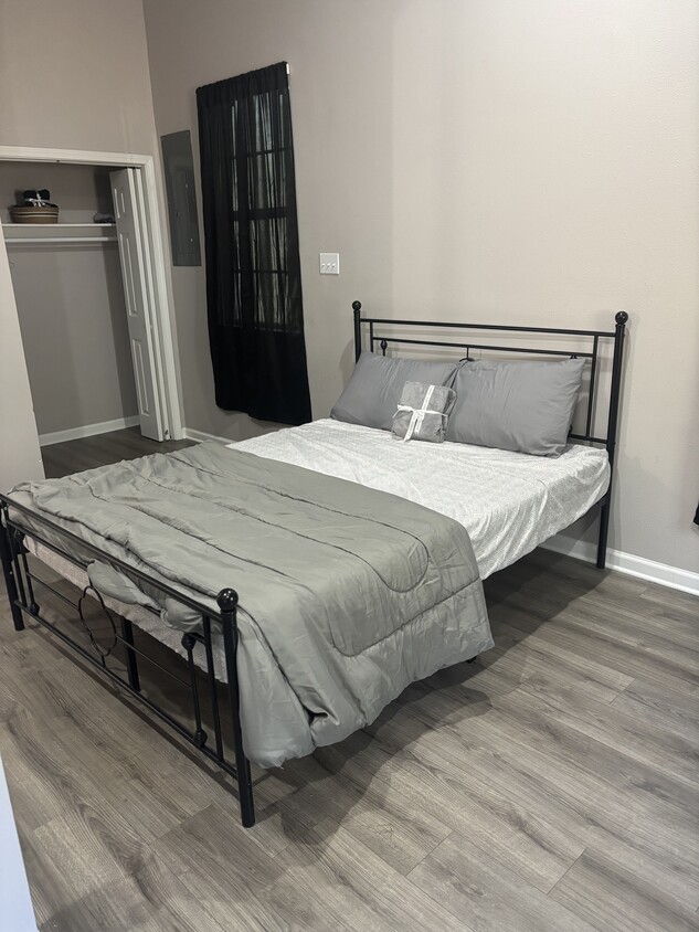 Primary Photo - 2528 Martin Luther King Jr Blvd