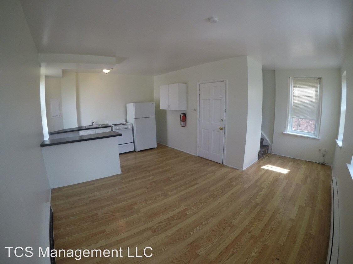 Foto principal - 632 Stanbridge St