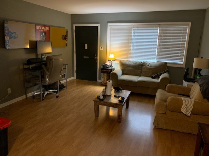 3668 Kingsboro Rd NE Unit 8, Atlanta, GA 30319 Condo for Rent in