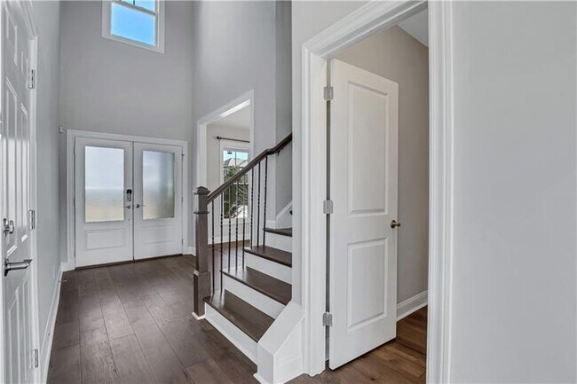 Foto del edificio - 1776 Westmoreland Ln NW