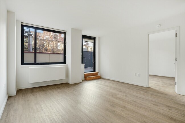 Foto del edificio - 408 W 55th St