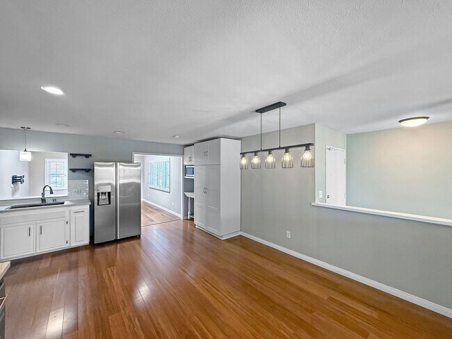 Foto del edificio - Beautiful 4B/2BA Home in Rancho Peñasquito...