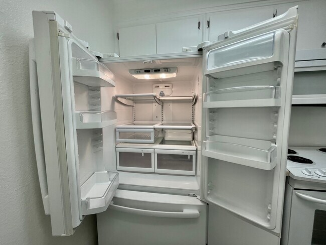 Double door refrigerator - 32502 Cathedral Canyon Dr