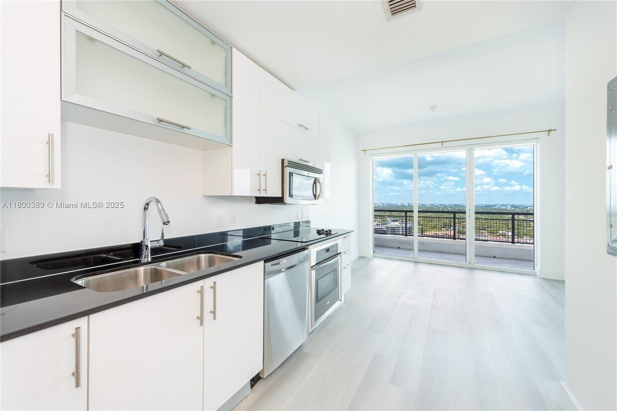 Foto principal - 60 SW 13th St