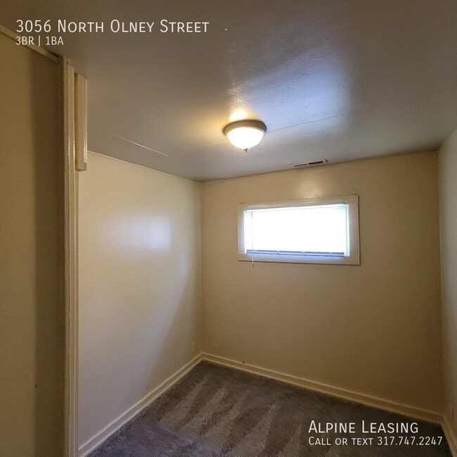 Building Photo - 3056 N Olney St