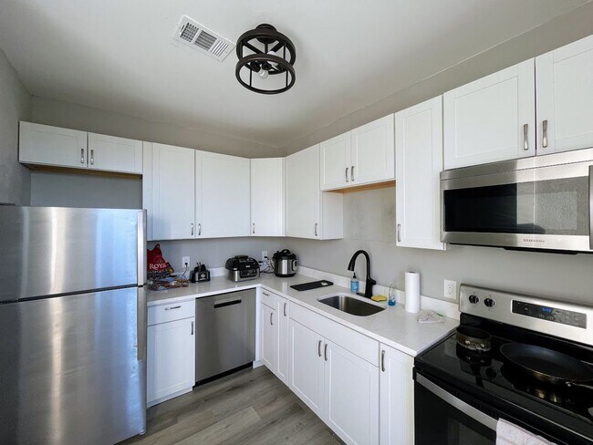 Foto del edificio - 3227 Dawson St