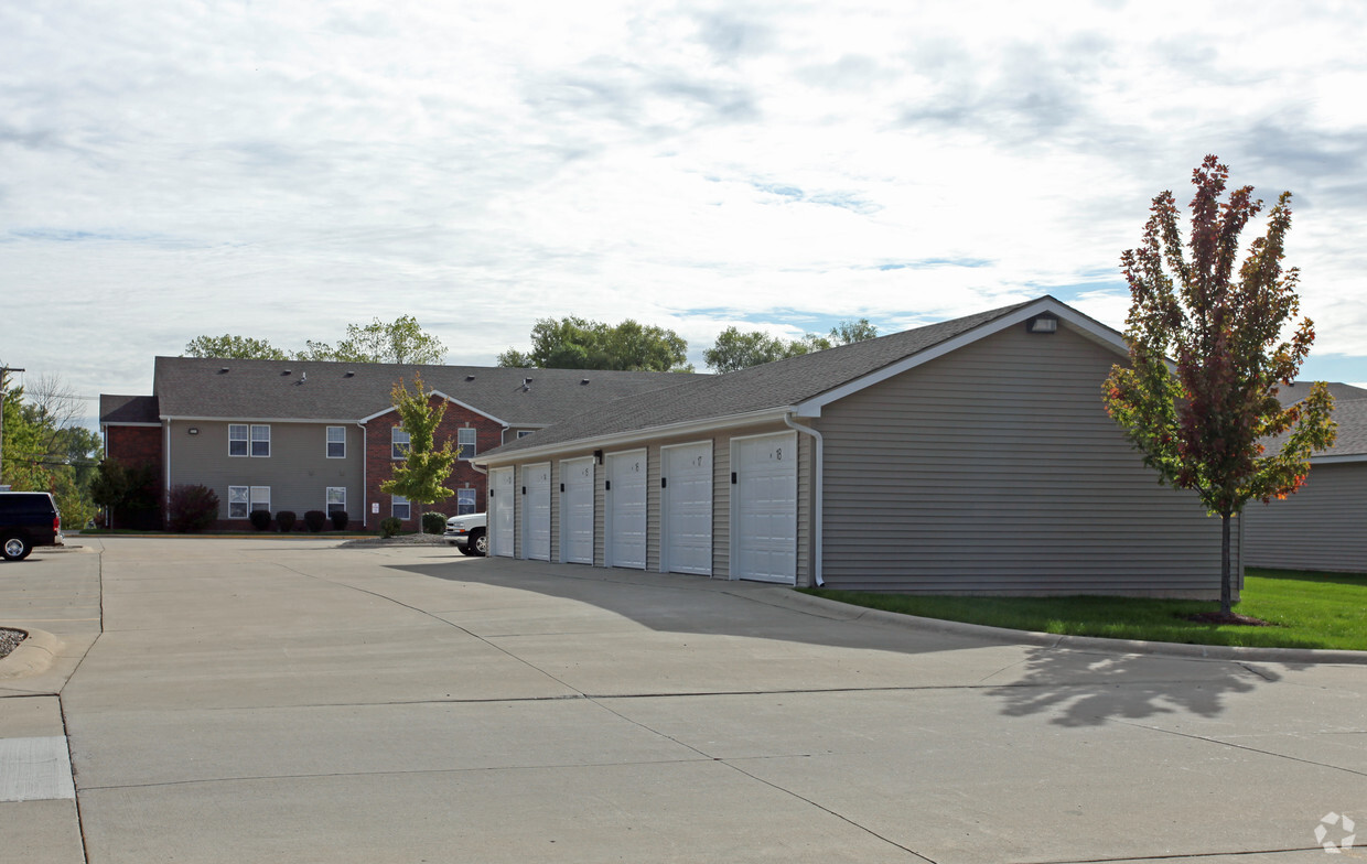 Building Photo - Tamera Senior Villas