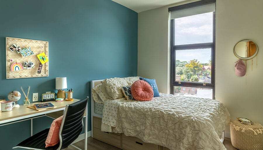 Hub on Campus Gainesville University Apartments in Gainesville, FL