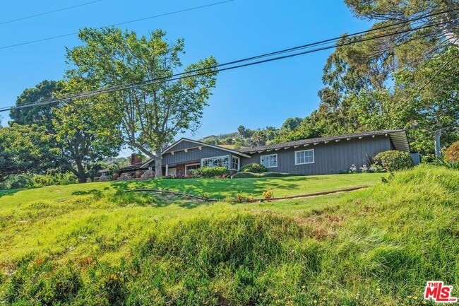 Foto del edificio - 6363 Sycamore Meadows Dr