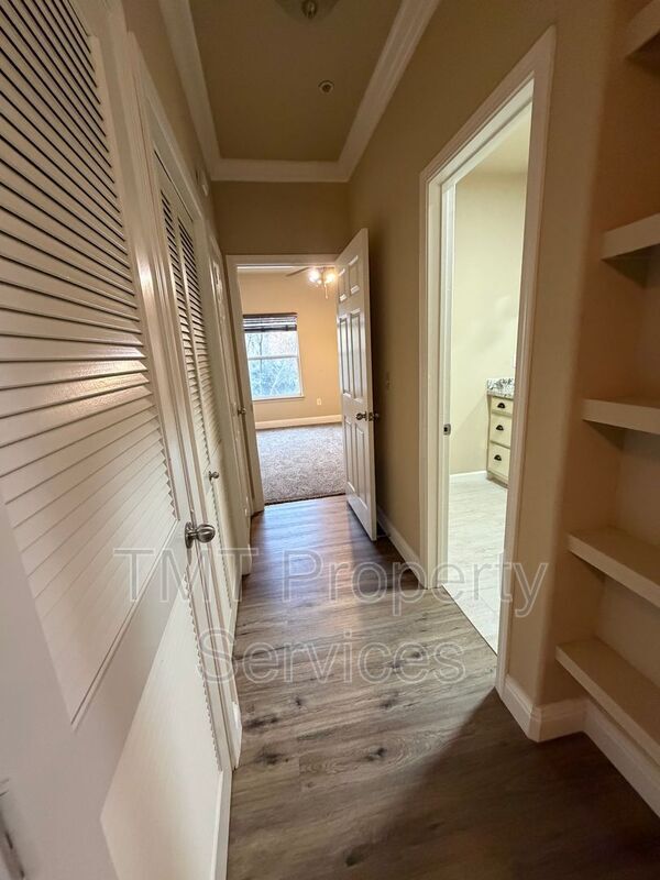 Building Photo - 8434 Walerga Rd