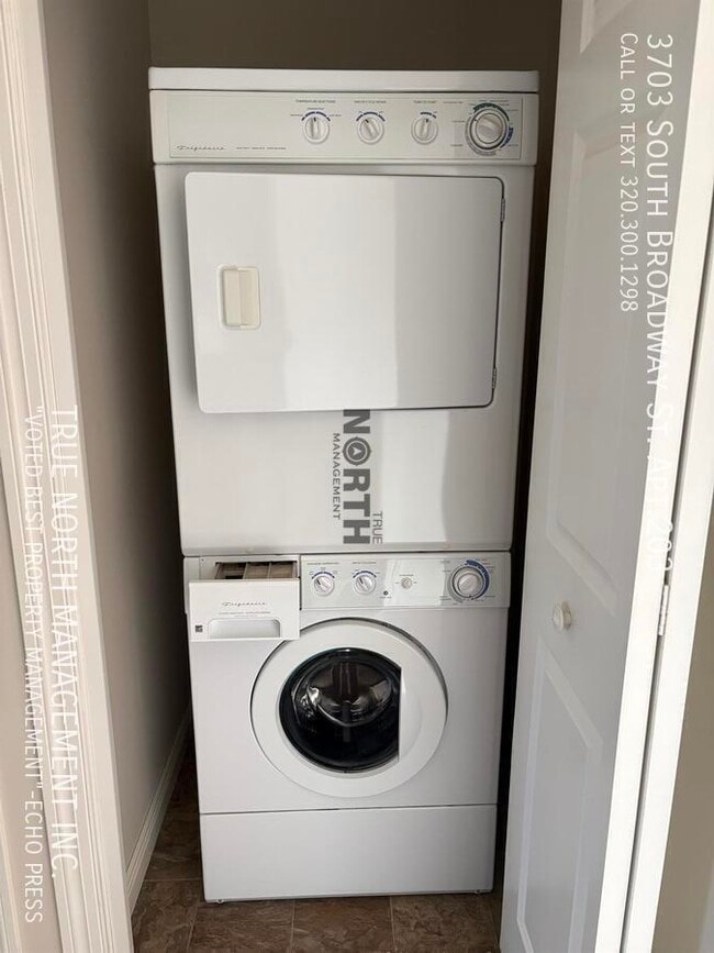 Foto del edificio - 3703 S Broadway St