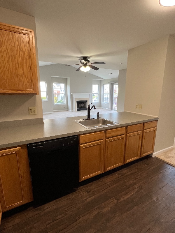 Building Photo - 12 Wagon Wheel Rd